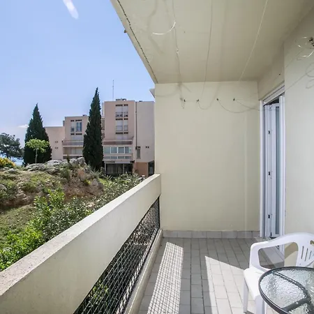 Three Bedroom Near Beach Znjan *